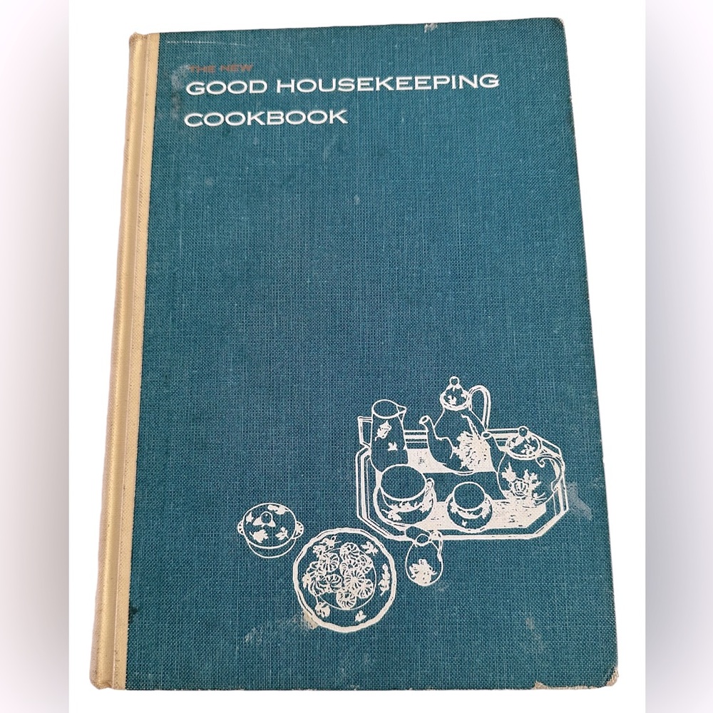 Vintage The New Good Housekeeping Cookbook Copyright 1963  Hardcover
